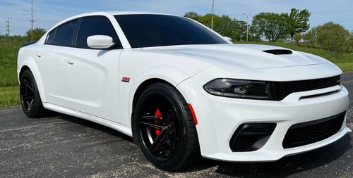 20 inch Ferrada CM1 Matte Black w/ Gloss Black Lip on 2022 Dodge Charger (OEM Widebody)