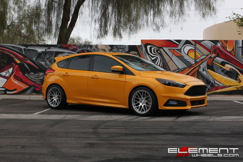 18x9 Ground Force GF07 Silver/Machined on 2016 Ford Focus ST w/ Specs