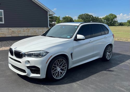 21 inch Staggered Rohana RFX10 Brushed Titanium on a 2018 BMW X5M
