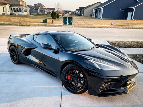 Staggered 20 Inch MRR FS06 in Gloss Black on a 2020 C8 Chevrolet Corvette
