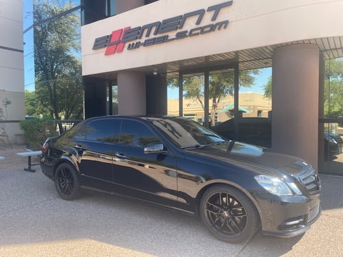 18 inch Staggered Niche Vosso Satin Black on a 2012 Mercedes Benz E350 Sedan