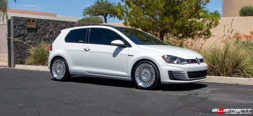 18 Inch Avant Garde M220 in Silver W/ Machined Face on a 2015 Volkswagen Golf GTI
