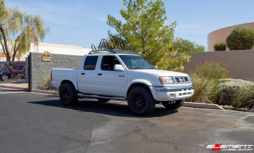 17 Inch American Racing AR933 Intake in Gloss Black on a 2000 Nissan Frontier