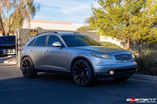 22 Inch Lexani CSS-15 in Gloss Black W/Machined Tips on a 2004 Infiniti FX35