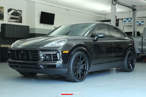 22 Inch Variant BLS-1P in Satin Black on 2022 Porsche Cayenne S
