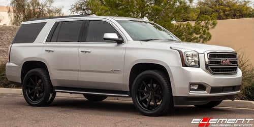 22 inch KMC KM715 Reverb Satin Black w/ Gloss Black Lip on 2018 GMC Yukon 4WD