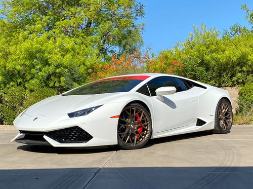 20 inch Staggered Variant Radon Satin Bronze on a Lowered 2015 Lamborghini Huracan