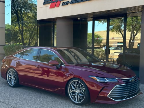 20 inch Rohana RFX17 Brushed Titanium on a 2021 Toyota Avalon