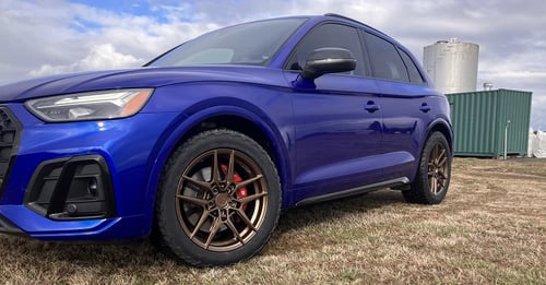 19 Inch Variant Helium Gloss Bronze on a 2022 Audi SQ5