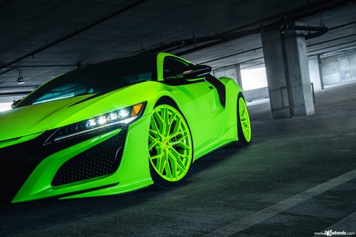 20/21 Double Staggered Avant Garde M520R Colormatched Green on a 2021 Acura NSX