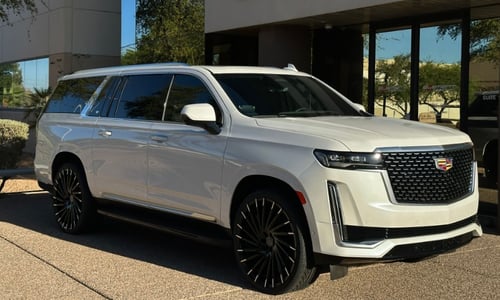 26 inch Lexani Wraith Gloss Black w/ Machined Tips on a 2023 Cadillac Escalade