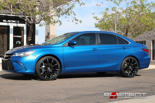 20 inch Lexani CSS15 Gloss Black w/ Machined Tips Wheels on 2016 Toyota Camry w/ Specs
