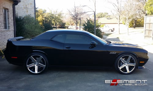 Heavy Hitters HH-15 Wheels on 2014 Dodge Challenger w/ Specs