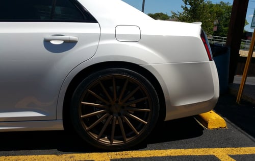 22 inch Staggered Vossen VFS2 Matte Bronze on 2014 Chrysler 300 SRT8 w/ Specs