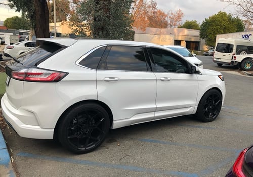 22 inch Blaque Diamond BD-F25 Gloss Black on a 2023 Ford Edge