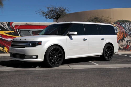 22 inch XO Tokyo Matte Black on 2013 Ford Flex w/ Specs