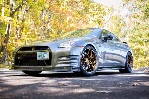 20 inch Rohana RFX11 Brushed Bronze on 2014 Nissan GTR
