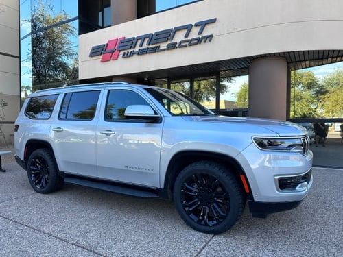 22x9 Inch GMC Replica FR55 Gloss Black on a 2022 Jeep Wagoneer