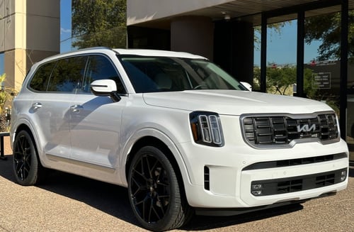 22 Inch Asanti ABL-27 Gloss Black on a 2023 Kia Telluride