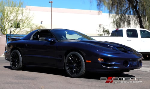 18x9.5 Miro 111 on 2000 Pontiac Trans Am