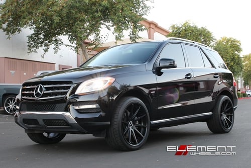 22x10.5 Rohana RC10 All Black Wheels on 2012 Mercedes ML350 w/ Specs