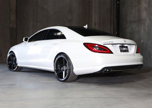 Niche Nurburg on 2011 Mercedes CLS w/ Specs
