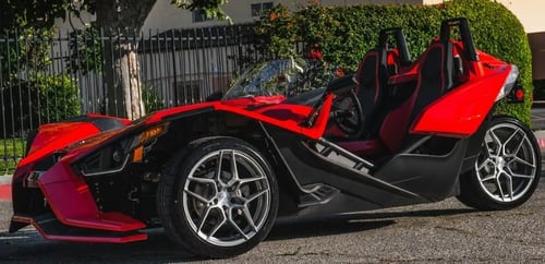 19 and 20 inch Staggered Rohana RFX11 Brushed Titanium on a 2019 Polaris Slingshot