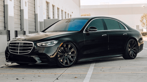 22" Staggered Avant Garde Vanguard on 2023 Mercedes S580 S-Class Lowered