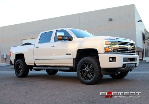 20x9 Fuel Maverick Black Milled on 2016 Chevy Silverado 2500 Leveled w/ Specs