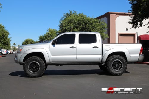Fuel Anza Matte Black w/ Anthracite Ring on 2006 Toyota Tacoma w/ specs