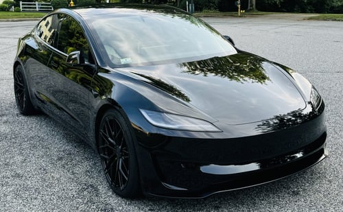 20 inch Staggered Avant Garde M520R Gloss Black on a 2023 Tesla Model 3
