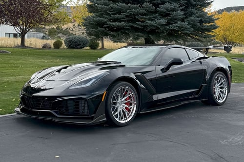 Staggered Set Variant Maxim Full Polished on 2019 Corvette C7 ZR1