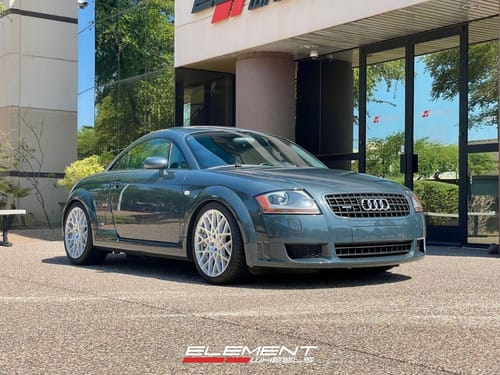 2004 Audi TT