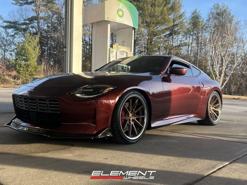 20 Inch Ferrada CM2 in Brushed Cobre w/ Chrome Lip on a 2024 Nissan Z