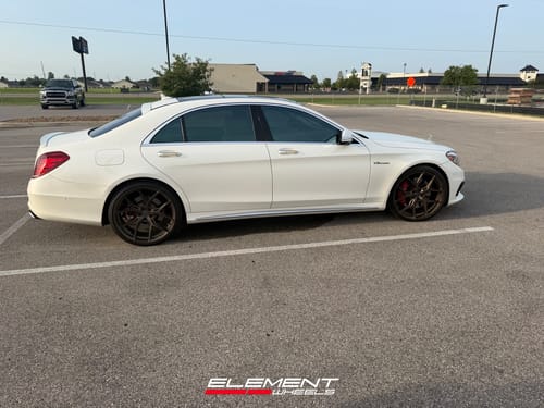 2014 Mercedes Benz S 63 AMG Sedan