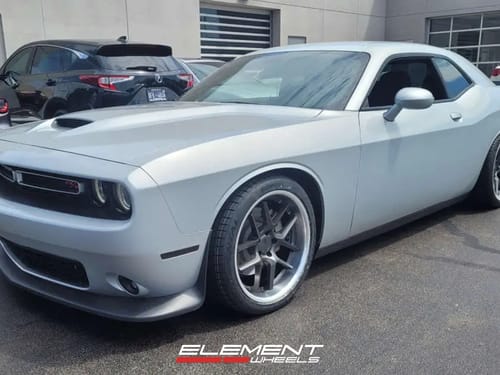 2015 Dodge Challenger RWD