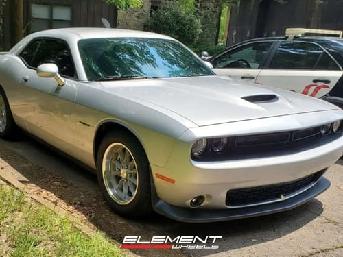 2015 Dodge Challenger RWD