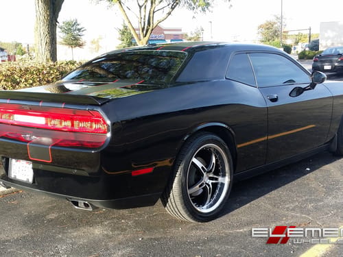 2015 Dodge Challenger RWD