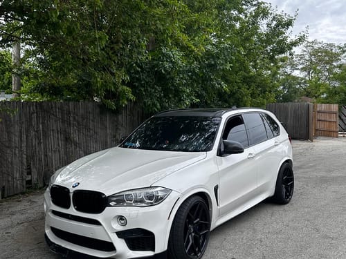 2019 BMW X5M