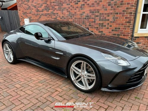 2019 Aston Martin Vantage