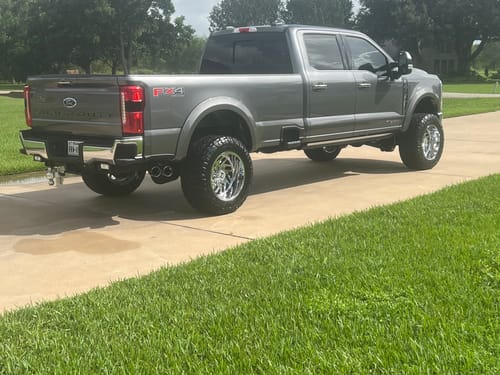 2023 Ford F-250/350