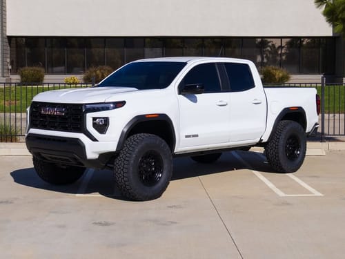 2023 GMC Canyon