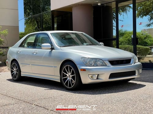 2003 Lexus IS