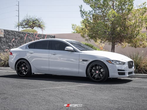2017 Jaguar XE