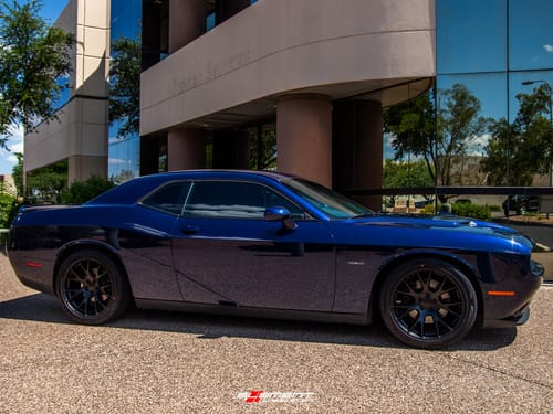 2015 Dodge Challenger RWD