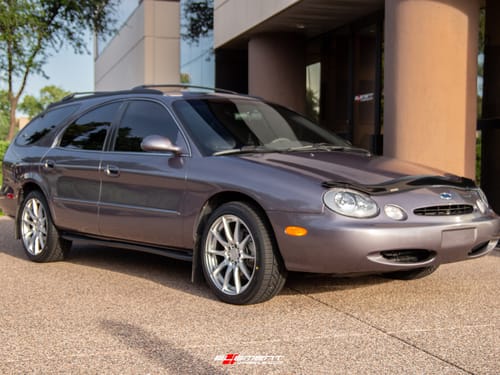 1996 Ford Taurus