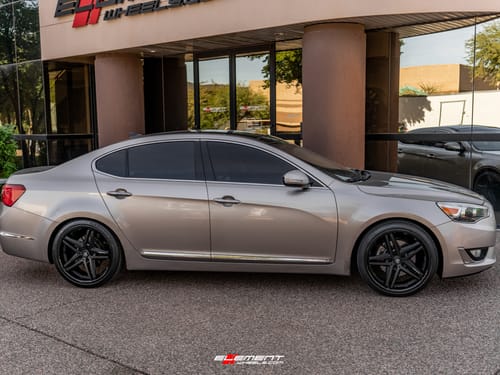 2014 Kia Cadenza