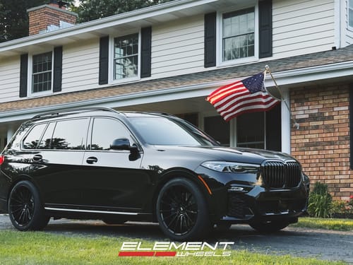 2022 BMW X7