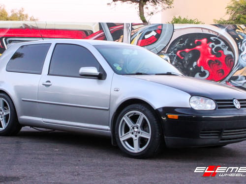 2004 Volkswagen Golf