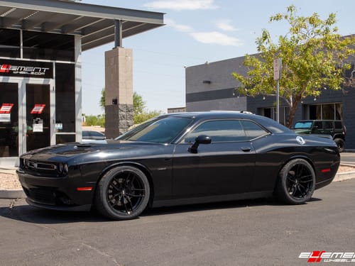2015 Dodge Challenger RWD
